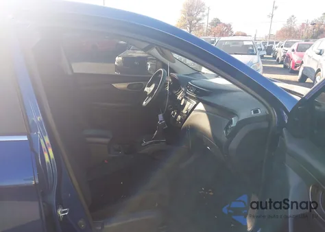 2021 Nissan Rogue Sport S Awd Xtronic Cvt z USA, uszkodzony, nr VIN JN1BJ1AW2MW424753